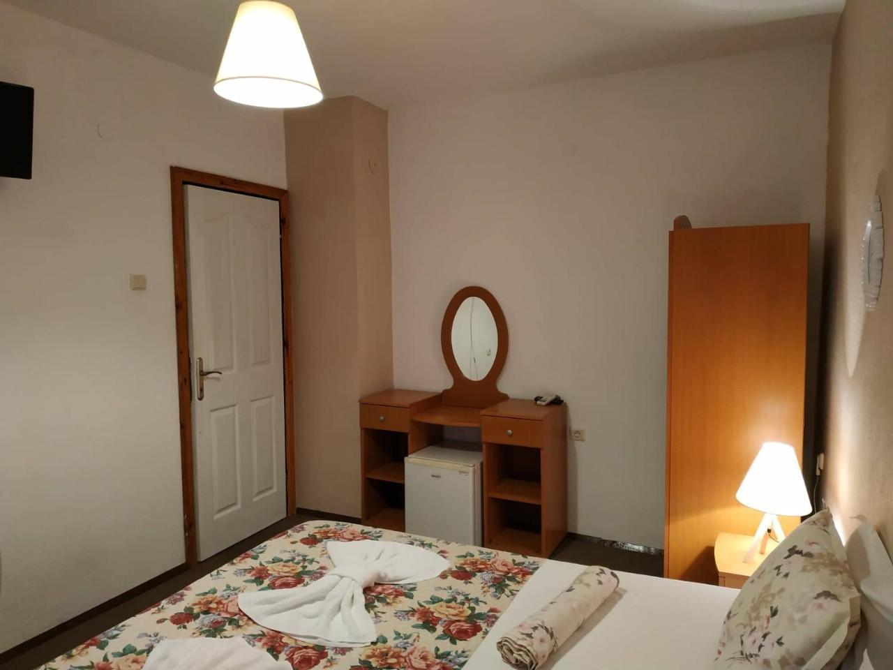 Rali Apartments Kiten  Buitenkant foto